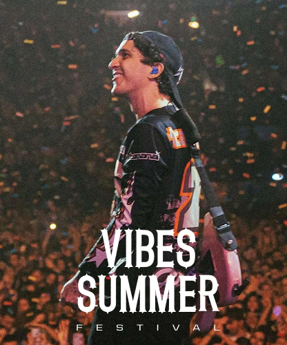 Tananai in concerto all'arena della Versilia - Vibes Summer Festival 2025